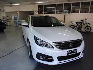 PEUGEOT 308 1.2 Turbo 110CV Allure