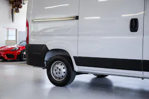 PEUGEOT Boxer 330 L1H1 2.2 BlueHDi 120 Premium S/S