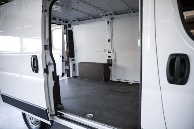 PEUGEOT Boxer 330 L1H1 2.2 BlueHDi 120 Premium S/S