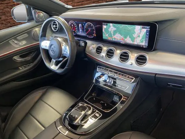 MERCEDES-BENZ E 200 AMG Line 4Matic