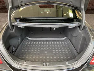 MERCEDES-BENZ E 200 AMG Line 4Matic