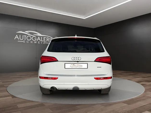 AUDI Q5 2.0 TDI quattro S-tronic | CH | Designpaket Sport | Adaptiv Tempomat | DAB | 19" | AMBITION | Xenon Plus |