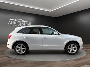 AUDI Q5 2.0 TDI quattro S-tronic | CH | Designpaket Sport | Adaptiv Tempomat | DAB | 19" | AMBITION | Xenon Plus |