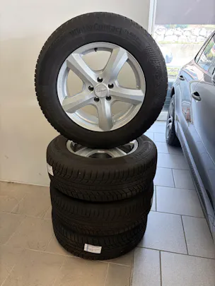 AUDI Q5 2.0 TDI quattro S-tronic | CH | Designpaket Sport | Adaptiv Tempomat | DAB | 19" | AMBITION | Xenon Plus |