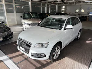 AUDI Q5 2.0 TDI quattro S-tronic | CH | Designpaket Sport | Adaptiv Tempomat | DAB | 19" | AMBITION | Xenon Plus |