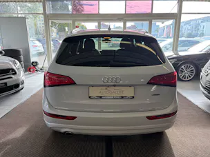 AUDI Q5 2.0 TDI quattro S-tronic | CH | Designpaket Sport | Adaptiv Tempomat | DAB | 19" | AMBITION | Xenon Plus |