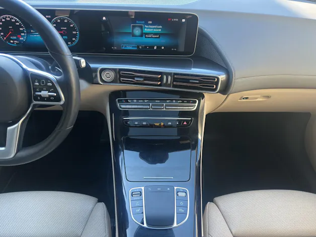 MERCEDES-BENZ EQC 400 AMG Line 4Matic