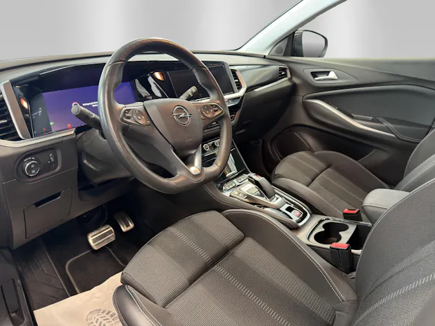 OPEL Grandland 1.6 Hybrid Elegance Automatik