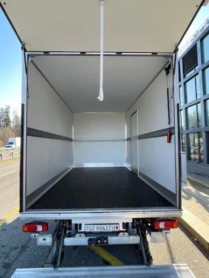 IVECO Daily 35 S 18H A8 für Durchlader einsetzbar