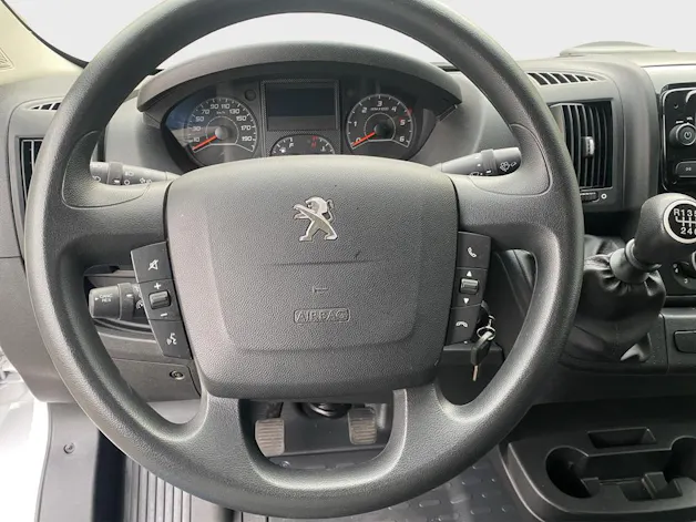 PEUGEOT Boxer 2.2 HDI 333 Premium L3H2