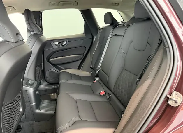 VOLVO XC60 T6 eAWD PluginHybrid Plus Dark Geartronic