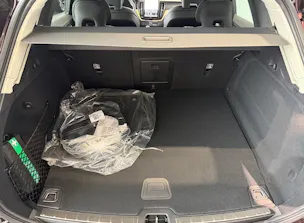 VOLVO XC60 T6 eAWD PluginHybrid Plus Dark Geartronic