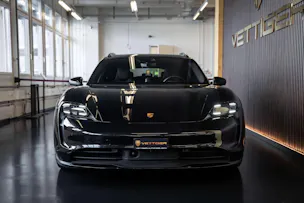 PORSCHE Taycan 4 Cross Turismo
