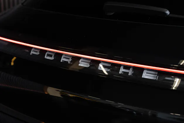 PORSCHE Taycan 4 Cross Turismo