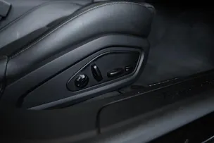 PORSCHE Taycan 4 Cross Turismo