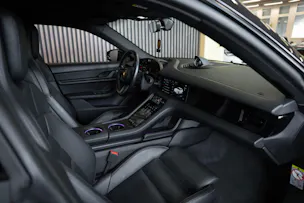 PORSCHE Taycan 4 Cross Turismo