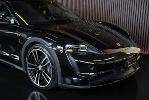 PORSCHE Taycan 4 Cross Turismo