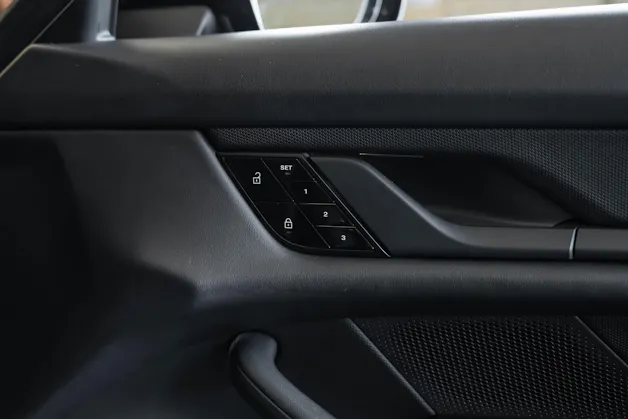 PORSCHE Taycan 4 Cross Turismo