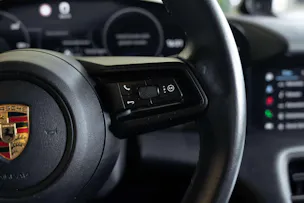 PORSCHE Taycan 4 Cross Turismo