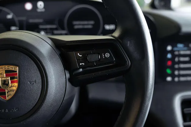 PORSCHE Taycan 4 Cross Turismo