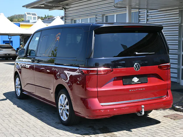 VW Multivan 2.0 TDI Style DSG Lang 7-Plätzer + AHK 2000kg + Standheizung
