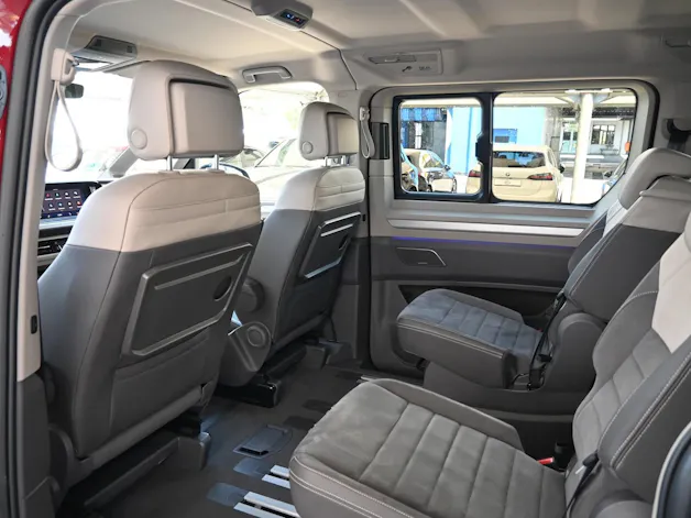 VW Multivan 2.0 TDI Style DSG Lang 7-Plätzer + AHK 2000kg + Standheizung