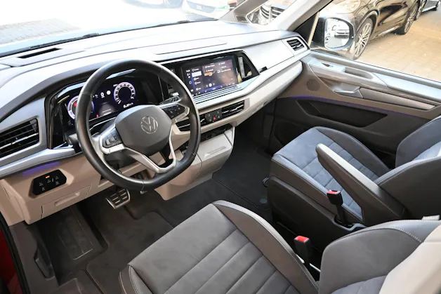 VW Multivan 2.0 TDI Style DSG Lang 7-Plätzer + AHK 2000kg + Standheizung