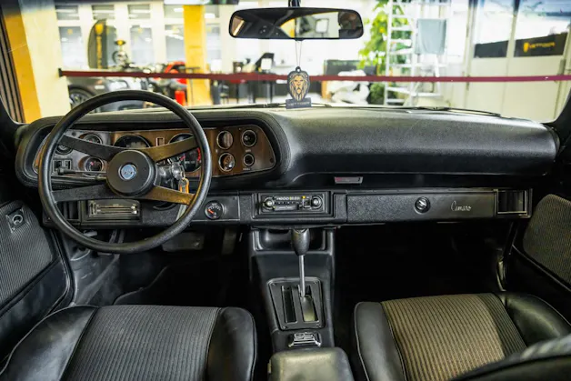 CHEVROLET CAMARO LT 350