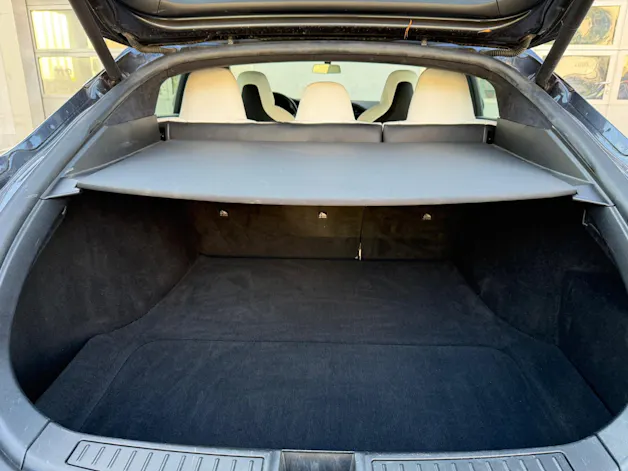 Tesla Model S Maximale-Reichweite * Raven *