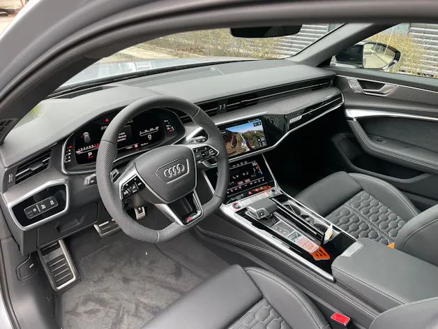 AUDI RS6 Avant 4.0 TFSI V8 quattro (Neuzustand!)