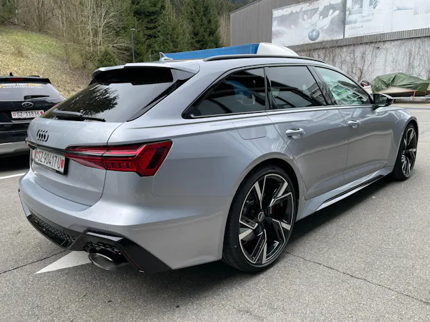 AUDI RS6 Avant 4.0 TFSI V8 quattro (Neuzustand!)