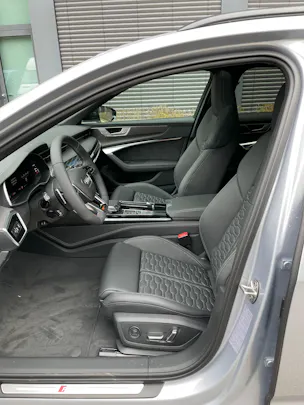 AUDI RS6 Avant 4.0 TFSI V8 quattro (Neuzustand!)