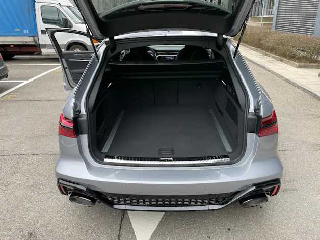 AUDI RS6 Avant 4.0 TFSI V8 quattro (Neuzustand!)