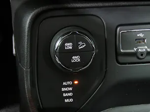 JEEP Renegade 2.0 CRD Limited AWD + Low Range 9ATX (Automat)