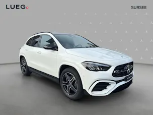 MERCEDES-BENZ GLA 200 Night Star 7G-DCT