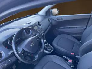 HYUNDAI i10 1.2 Amplia