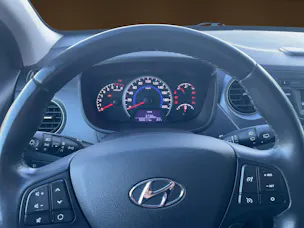 HYUNDAI i10 1.2 Amplia