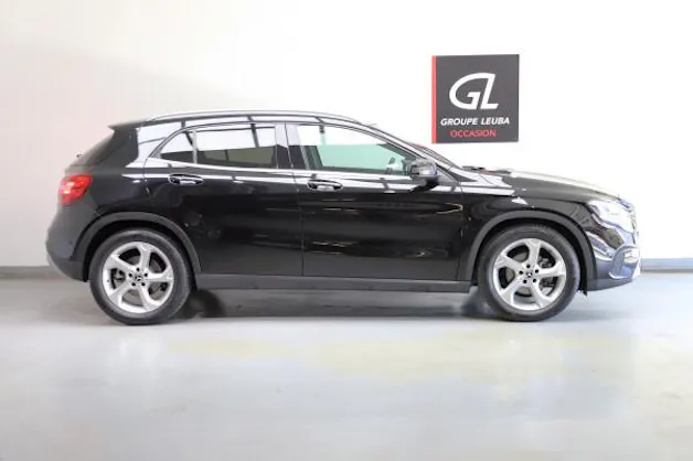 MERCEDES-BENZ GLA 220 d Urban