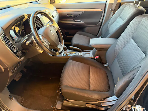Mitsubishi Outlander 2.2 DID 4WD Automatic