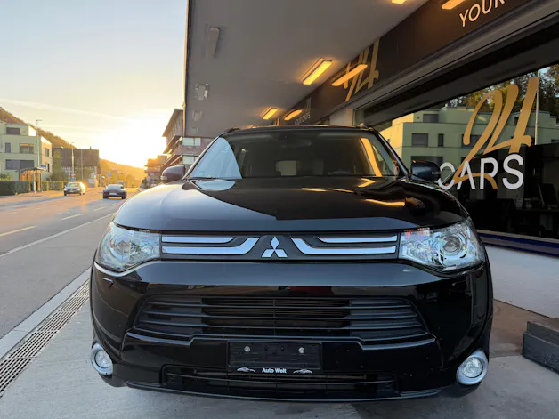 Mitsubishi Outlander 2.2 DID 4WD Automatic