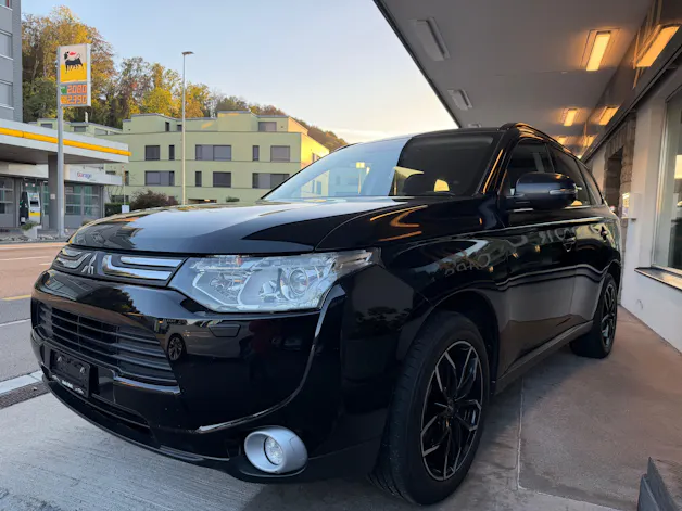 Mitsubishi Outlander 2.2 DID 4WD Automatic