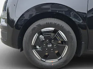 HYUNDAI Staria Wagon 84 kWh Vertex