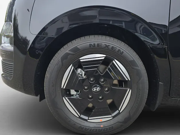 HYUNDAI Staria Wagon 84 kWh Vertex