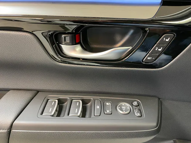 HONDA CR-V 2.0i MMD Hybrid Advance 4WD Automatic