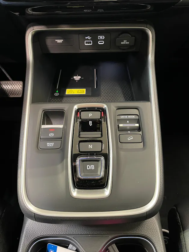 HONDA CR-V 2.0i MMD Hybrid Advance 4WD Automatic