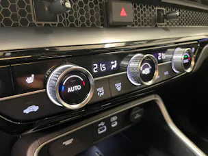 HONDA CR-V 2.0i MMD Hybrid Advance 4WD Automatic