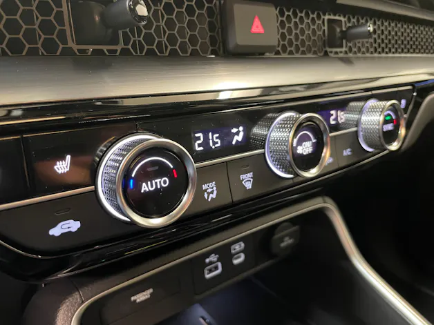 HONDA CR-V 2.0i MMD Hybrid Advance 4WD Automatic