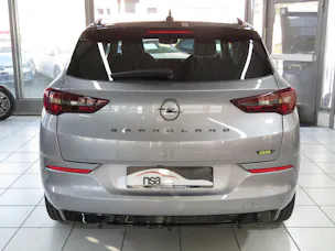 OPEL Grandland 1.6 Hybrid 4x4 GSe Automat