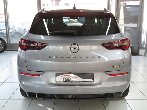 OPEL Grandland 1.6 Hybrid 4x4 GSe Automat