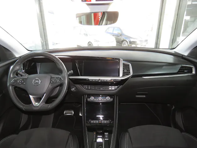 OPEL Grandland 1.6 Hybrid 4x4 GSe Automat